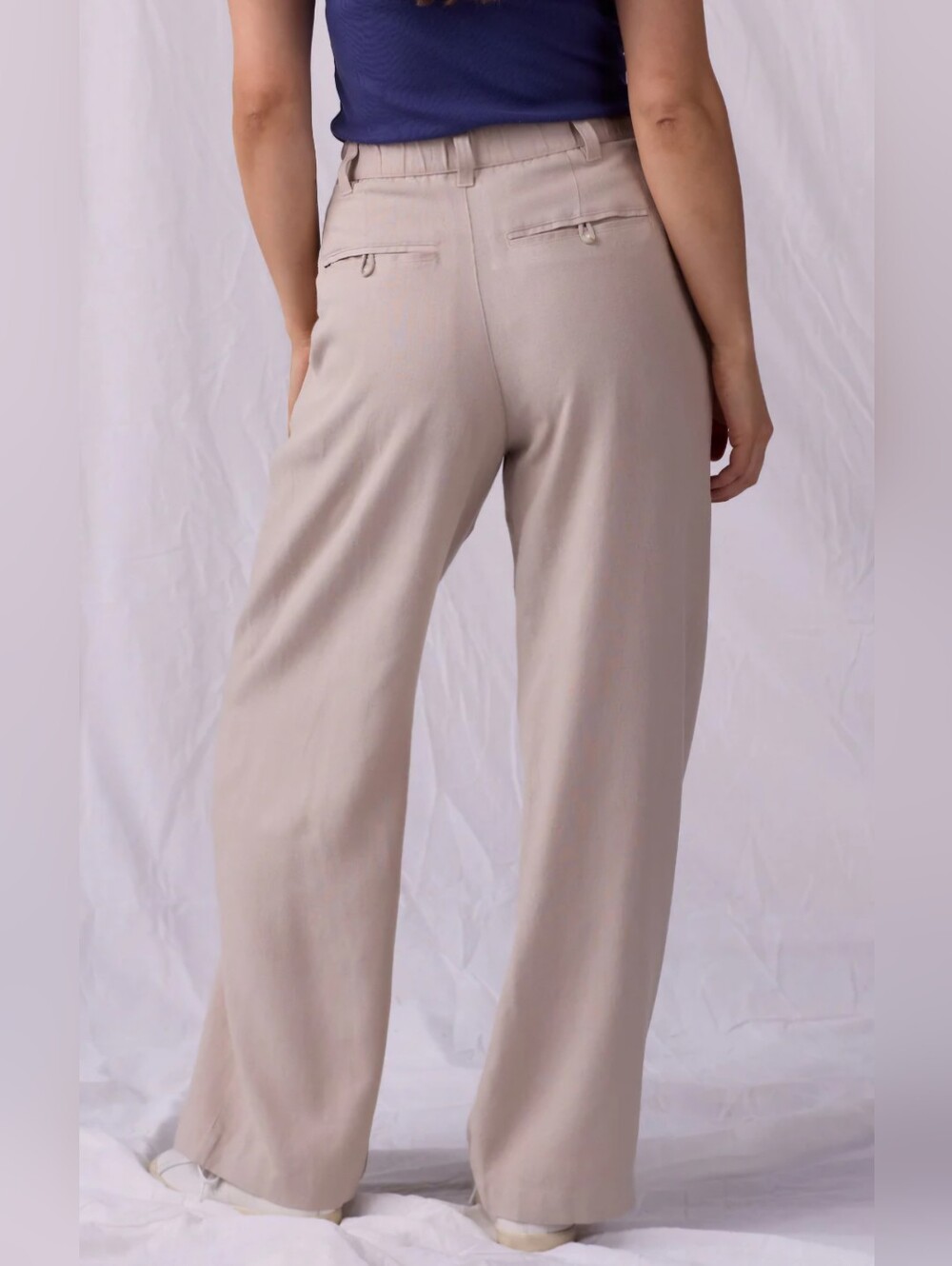 The Normal Brand Leukos Linen-Blend Trouser in Sandstone - Picture 2 of 7